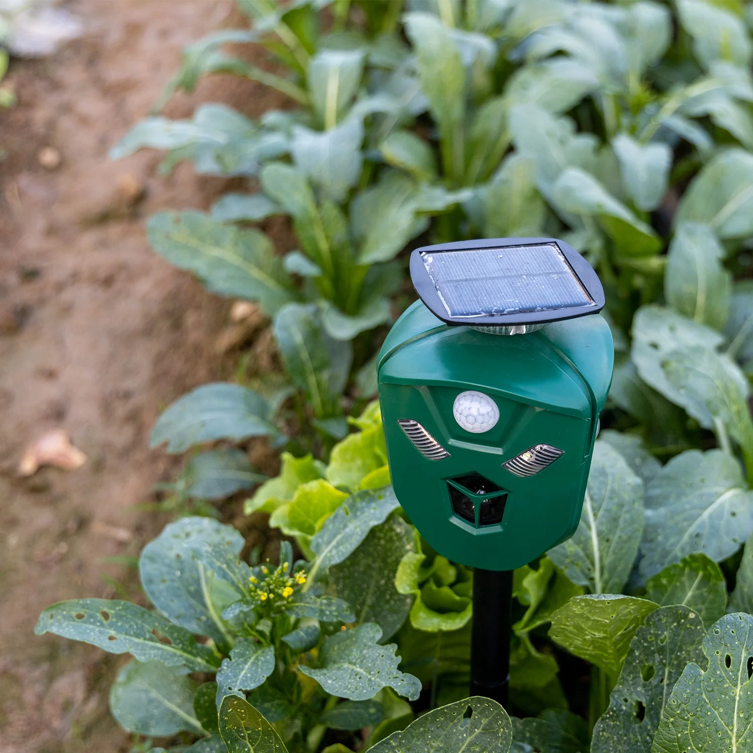 PestGuard 360° Ultrasonic Scarecrow Rodent, Possum and Fox Repeller - Image 8